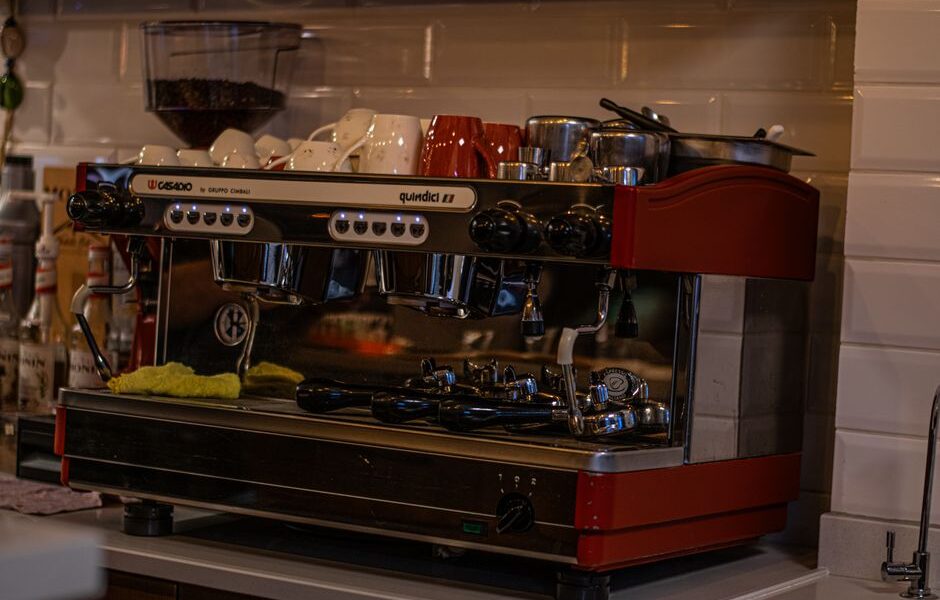 Gaggia 클래식 커피 머신이 인기를 끄는 이유는 무엇입니까?